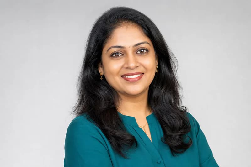 Gayathti, CPC certification trainer with 10+ years experience at QuickCode Solutions